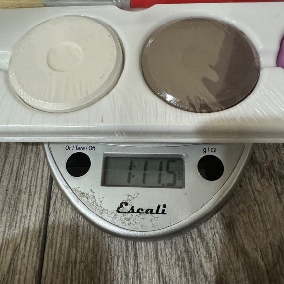 Jack Richeson Giant TemperaCakes in Tray Assorted Opaque Colors Set of 8 w/Brush - Picture 6 of 6